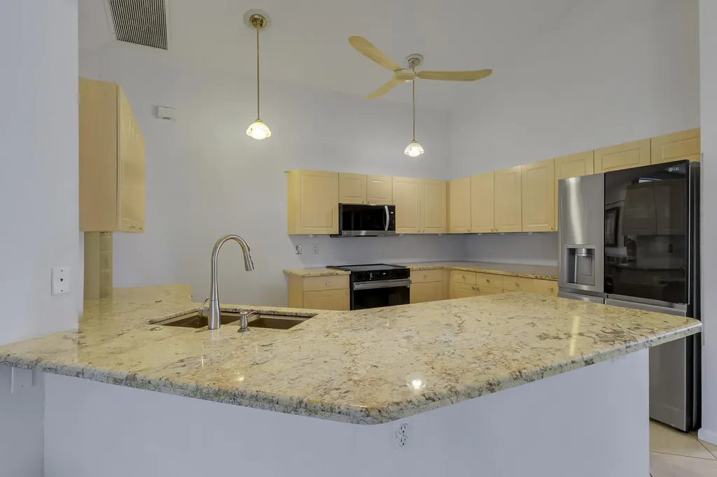 7160 Brickyard Circle Lake Worth FL 33467