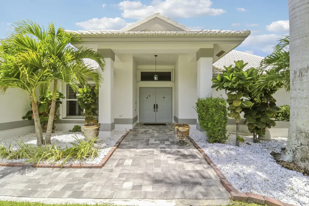 7160 Brickyard Circle Lake Worth FL 33467