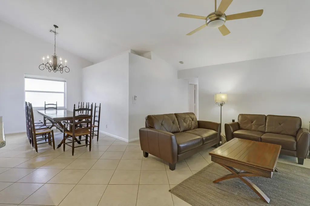 7160 Brickyard Circle Lake Worth FL 33467