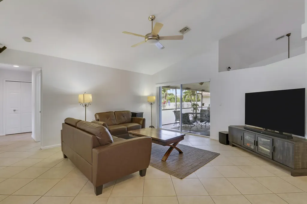 7160 Brickyard Circle Lake Worth FL 33467