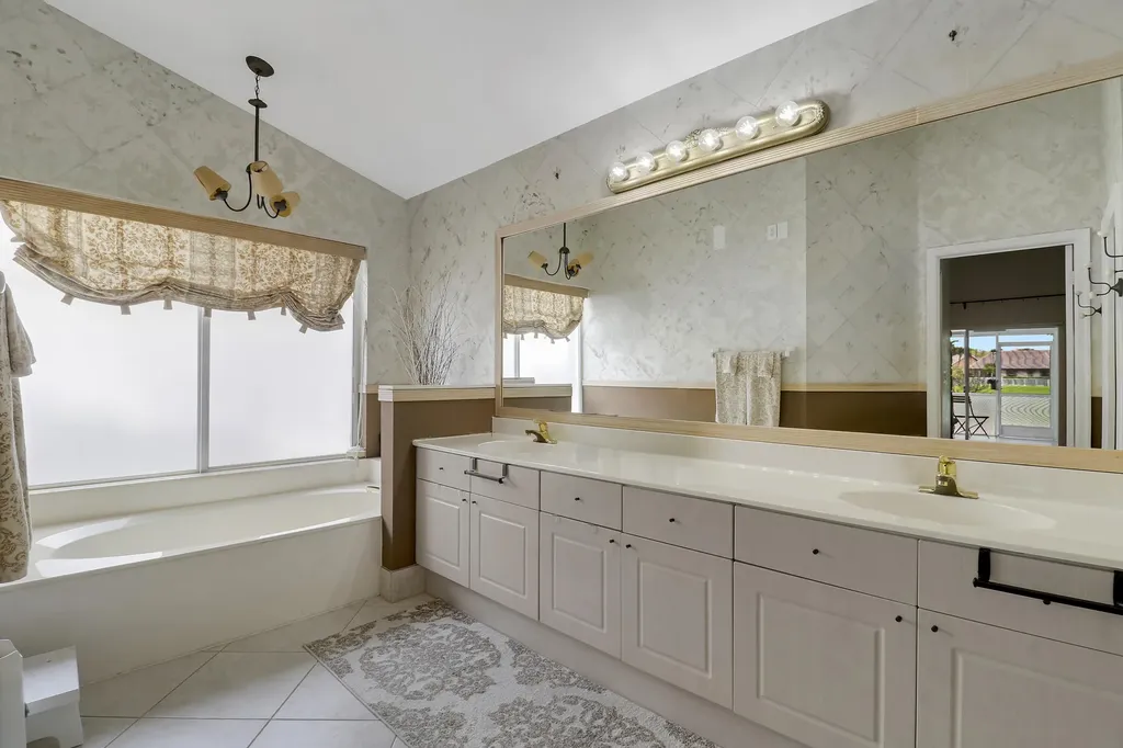 7160 Brickyard Circle Lake Worth FL 33467
