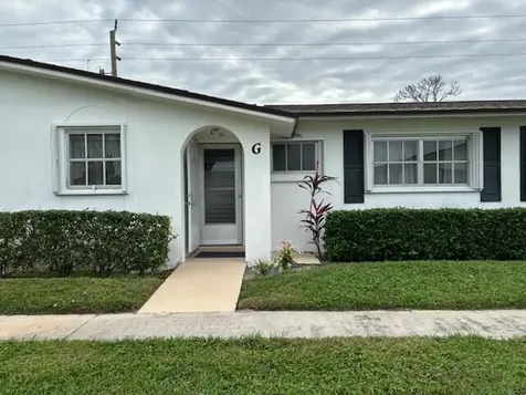 2936 Crosley Drive E West Palm Beach FL 33415