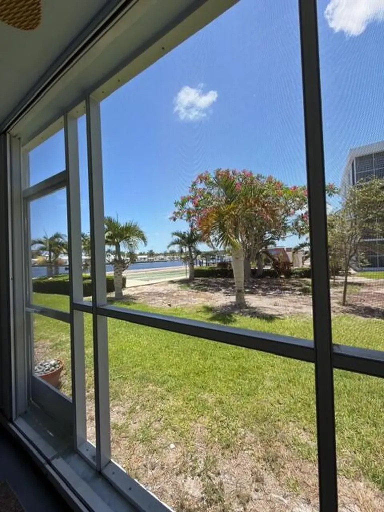 2004 S Federal Highway Boynton Beach FL 33435