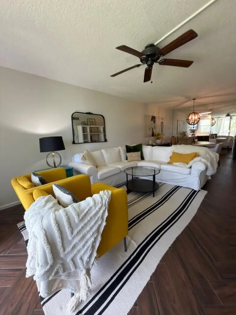 2004 S Federal Highway Boynton Beach FL 33435