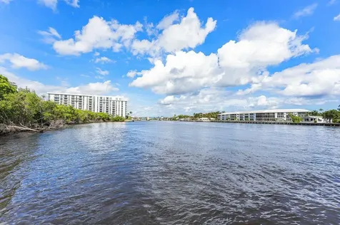 2004 S Federal Highway Boynton Beach FL 33435