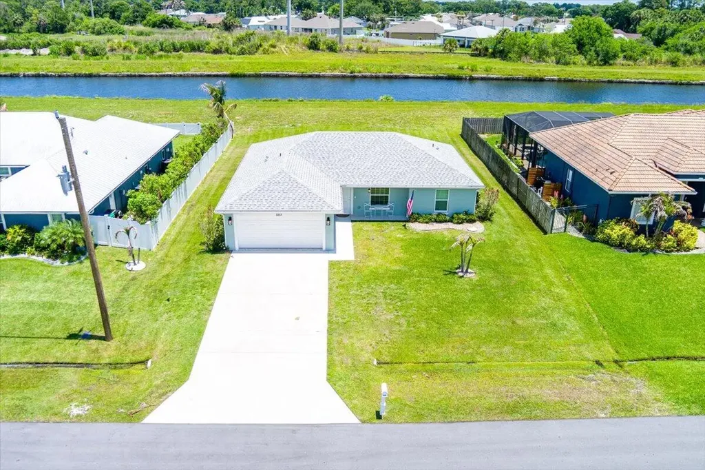 2213 SW Salmon Road Port St Lucie FL 34953