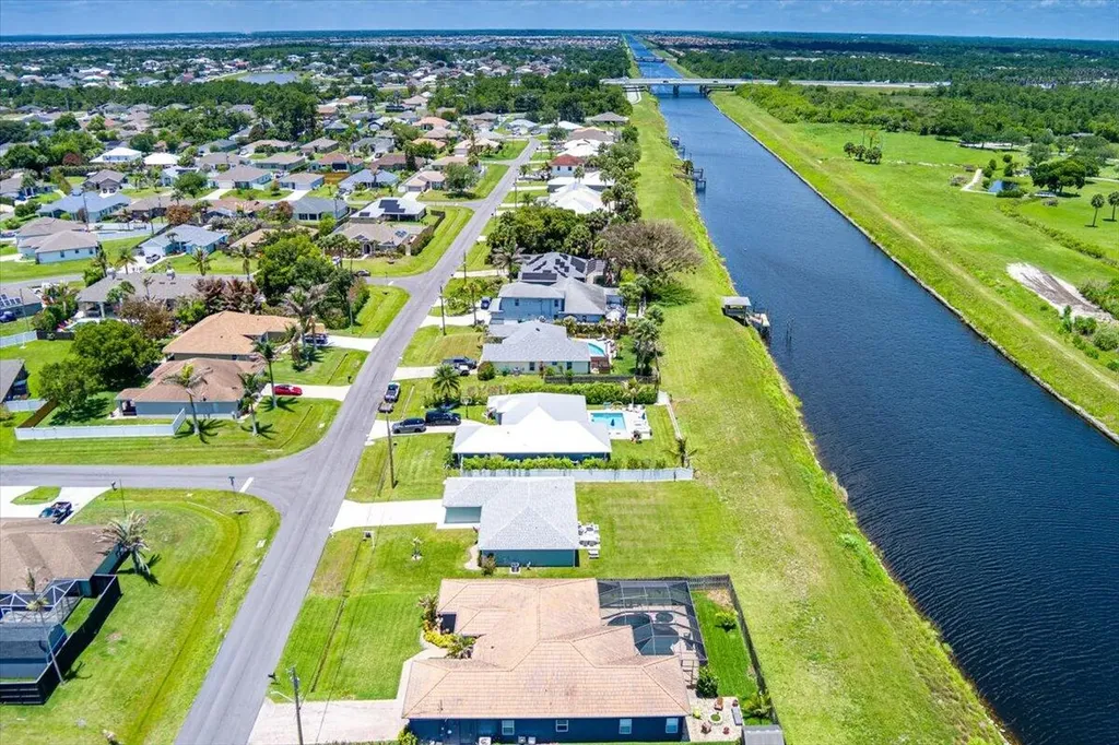 2213 SW Salmon Road Port St Lucie FL 34953