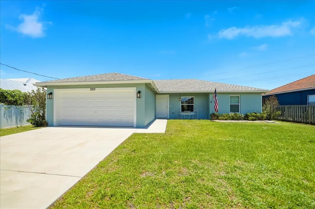 2213 SW Salmon Road Port St Lucie FL 34953