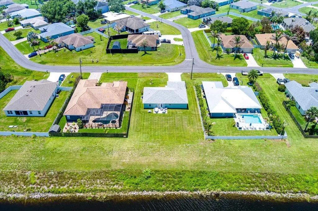 2213 SW Salmon Road Port St Lucie FL 34953