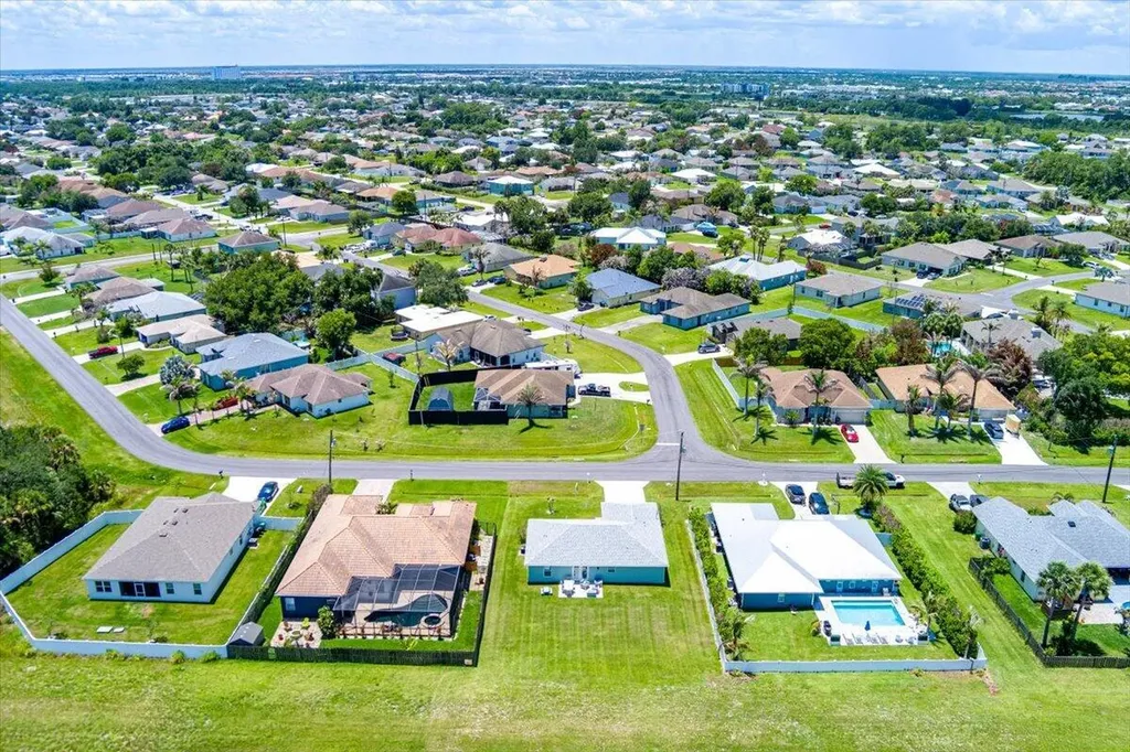 2213 SW Salmon Road Port St Lucie FL 34953
