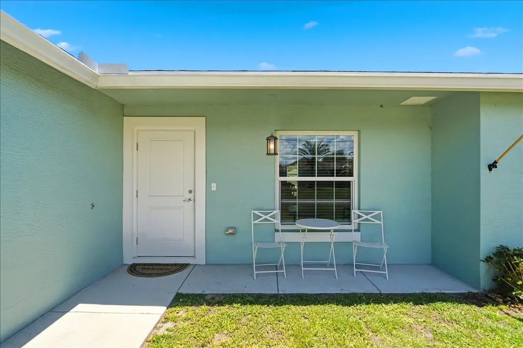 2213 SW Salmon Road Port St Lucie FL 34953