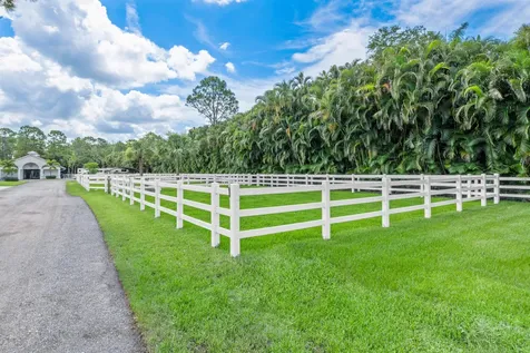 1464 Stallion Drive Loxahatchee FL 33470