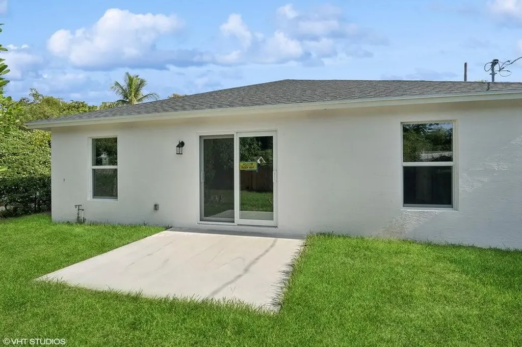 636 35th Street West Palm Beach FL 33407