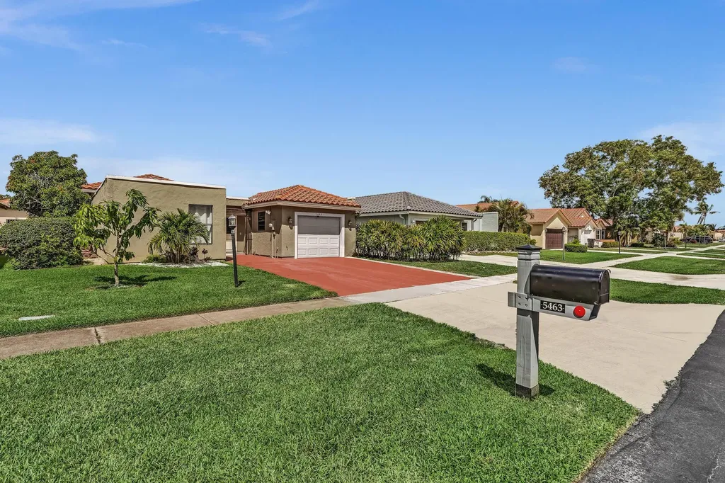 5463 Alta Way Lake Worth FL 33467