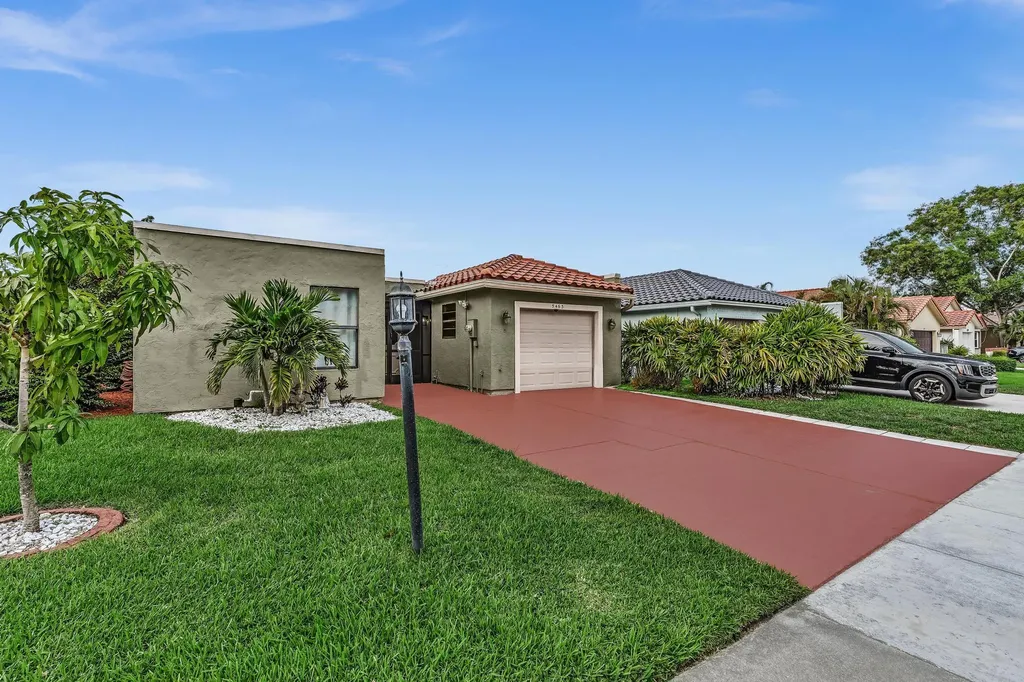 5463 Alta Way Lake Worth FL 33467