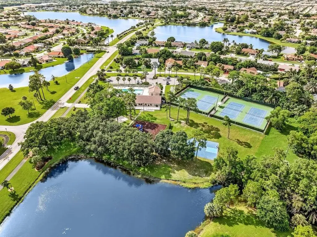 5463 Alta Way Lake Worth FL 33467