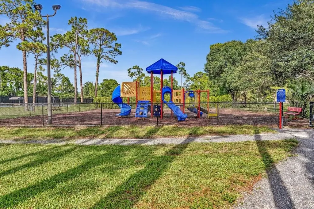 5463 Alta Way Lake Worth FL 33467