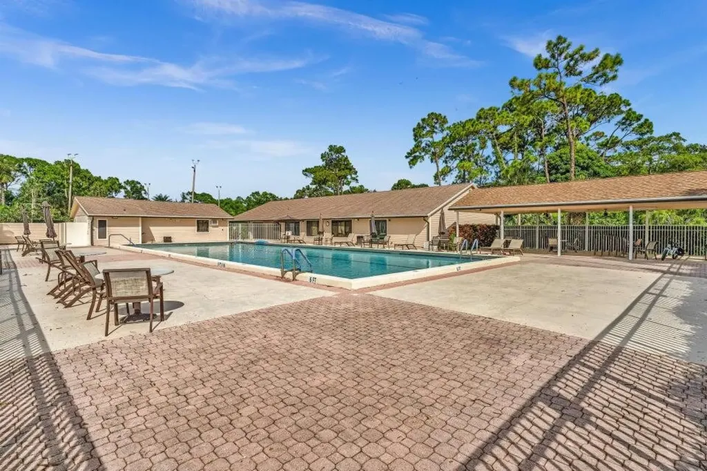 5463 Alta Way Lake Worth FL 33467