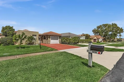 5463 Alta Way Lake Worth FL 33467