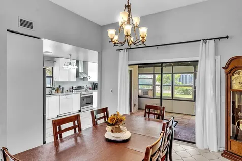 5463 Alta Way Lake Worth FL 33467
