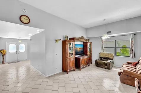 5463 Alta Way Lake Worth FL 33467
