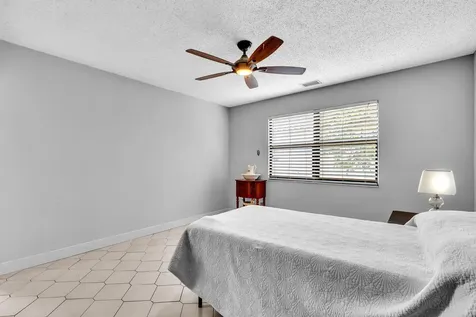 5463 Alta Way Lake Worth FL 33467