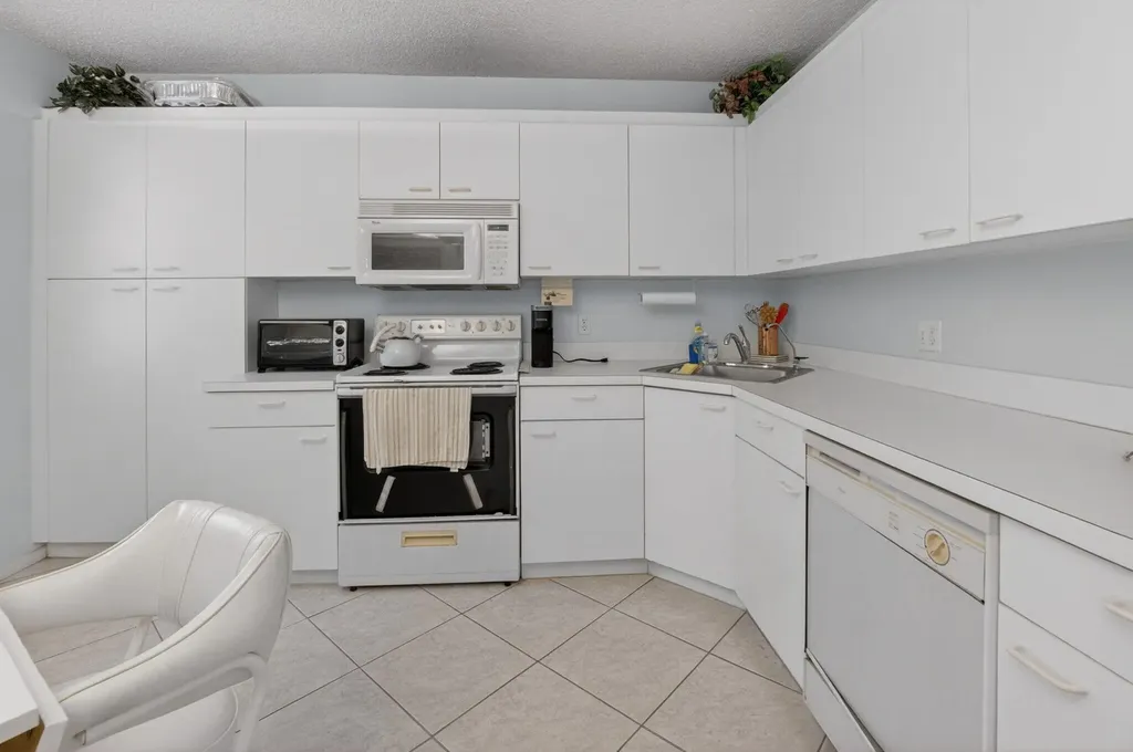 5153 Floria Drive Boynton Beach FL 33437