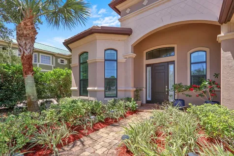 1042 NE Savanna Oaks Way Jensen Beach FL 34957