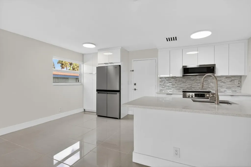 3212 NE 12th Street Pompano Beach FL 33062