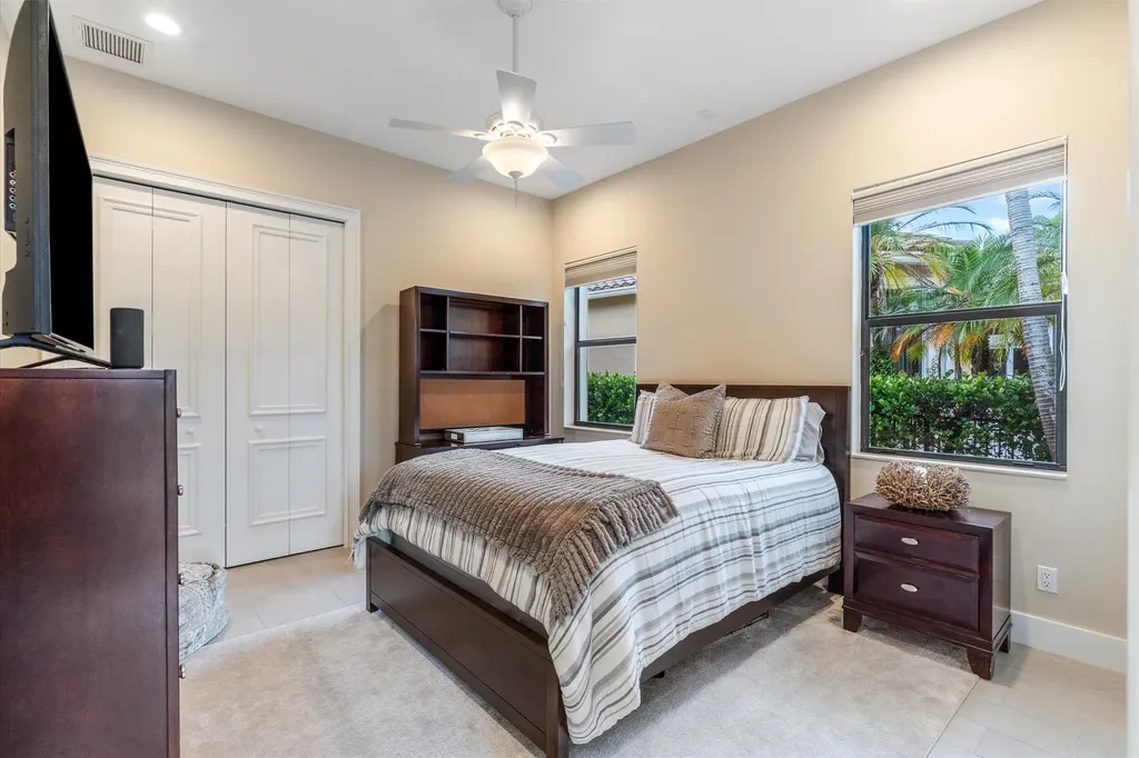 670 Carrot Wood Terrace Plantation FL 33324