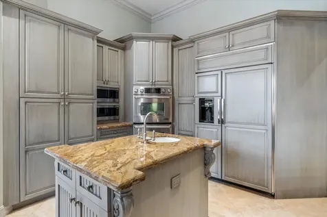670 Carrot Wood Terrace Plantation FL 33324