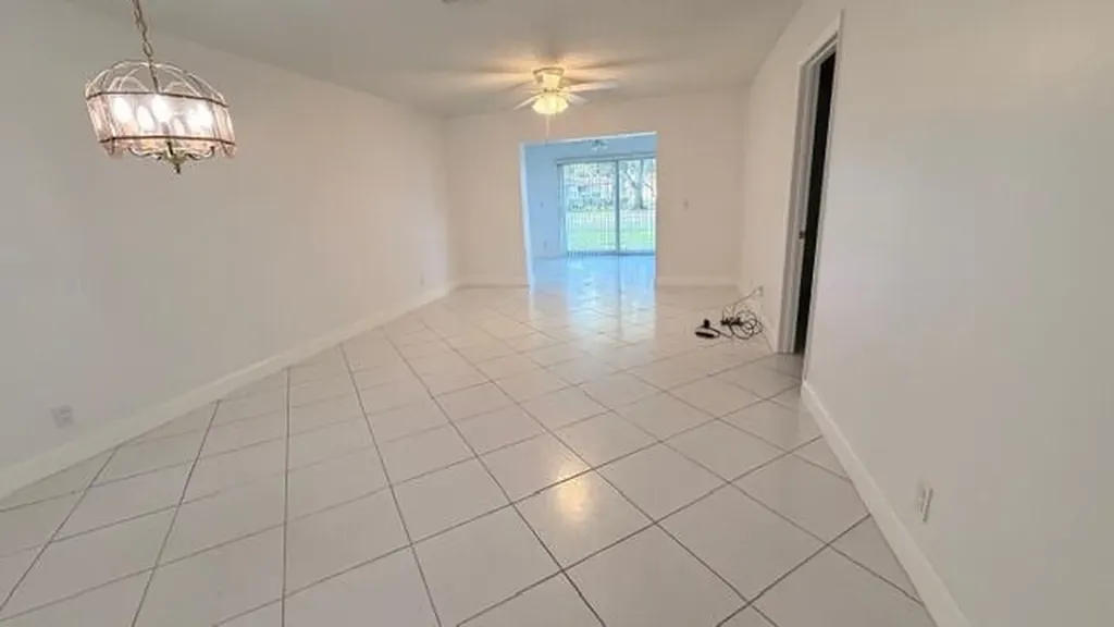 6813 Moonlit Drive Delray Beach FL 33446