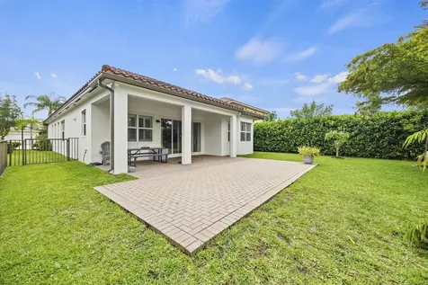 2101 Belcara Court West Palm Beach FL 33411