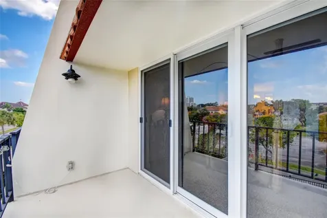 5555 N Ocean Boulevard Lauderdale By The Sea FL 33308