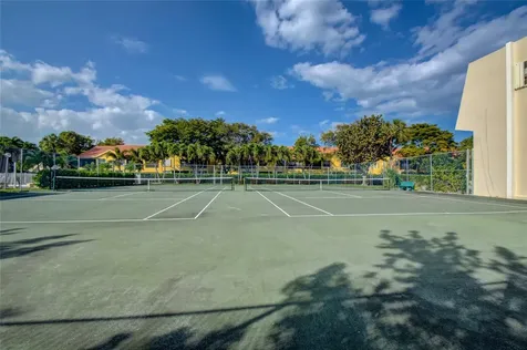5555 N Ocean Boulevard Lauderdale By The Sea FL 33308