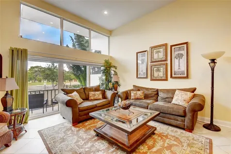 5555 N Ocean Boulevard Lauderdale By The Sea FL 33308