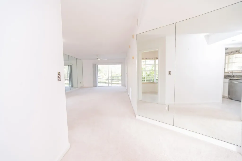 300 Grand Royale Circle Vero Beach FL 32962