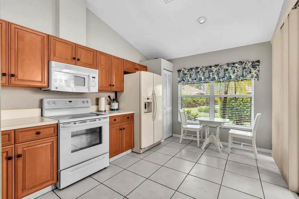 1904 Rosewood Way Palm Beach Gardens FL 33418