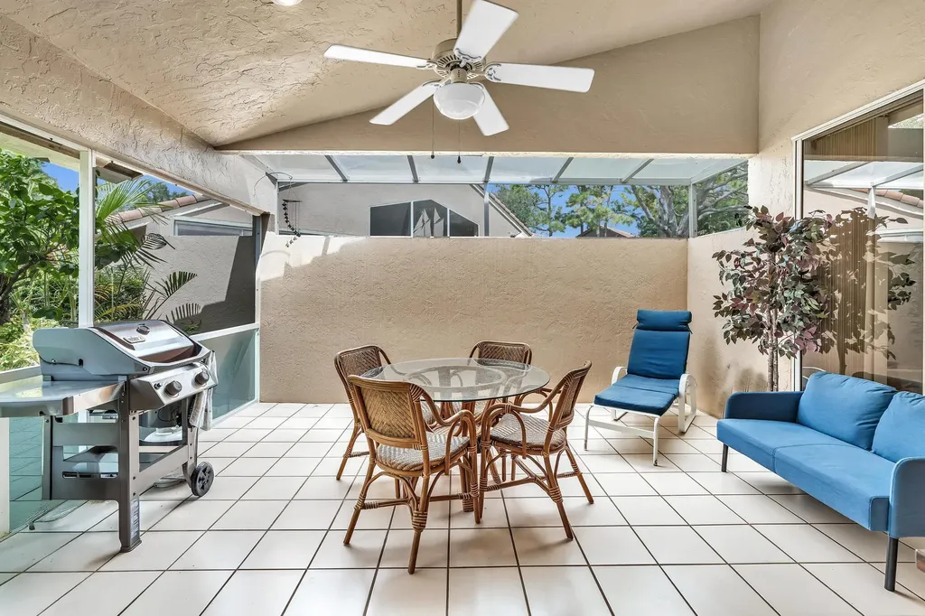 1904 Rosewood Way Palm Beach Gardens FL 33418