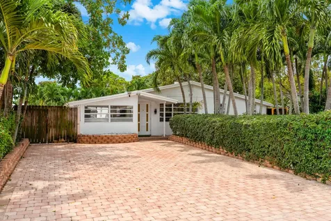 340 NE 26th Court Pompano Beach FL 33064