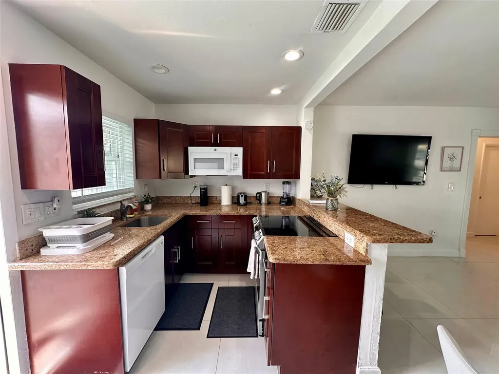 5411 NE 22nd Terrace Fort Lauderdale FL 33308