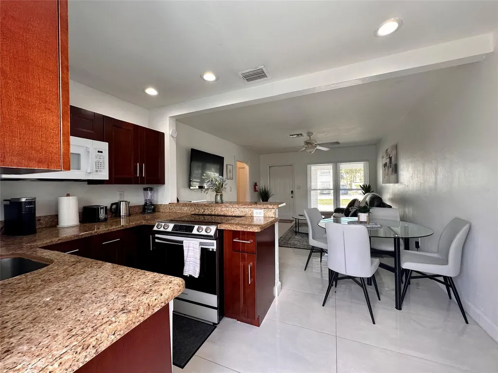 5411 NE 22nd Terrace Fort Lauderdale FL 33308