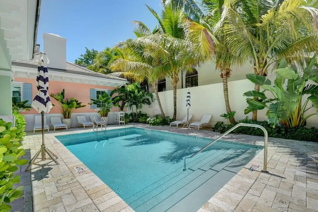 2225 S Ocean Boulevard Delray Beach FL 33483