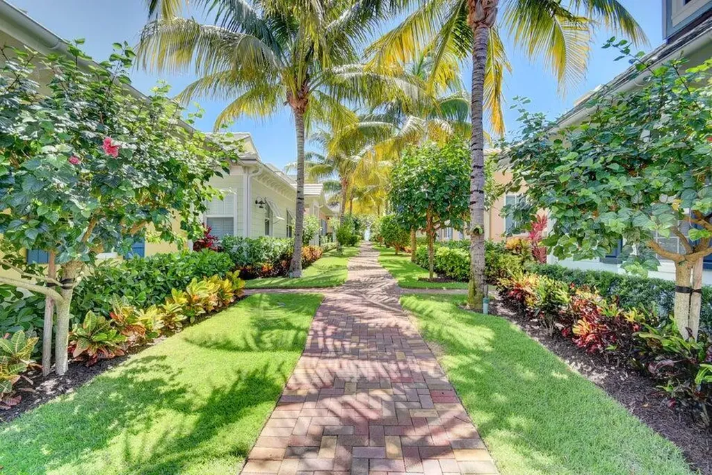 2225 S Ocean Boulevard Delray Beach FL 33483