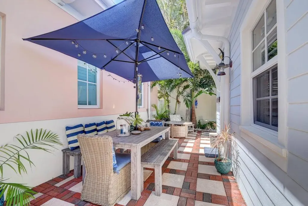 2225 S Ocean Boulevard Delray Beach FL 33483