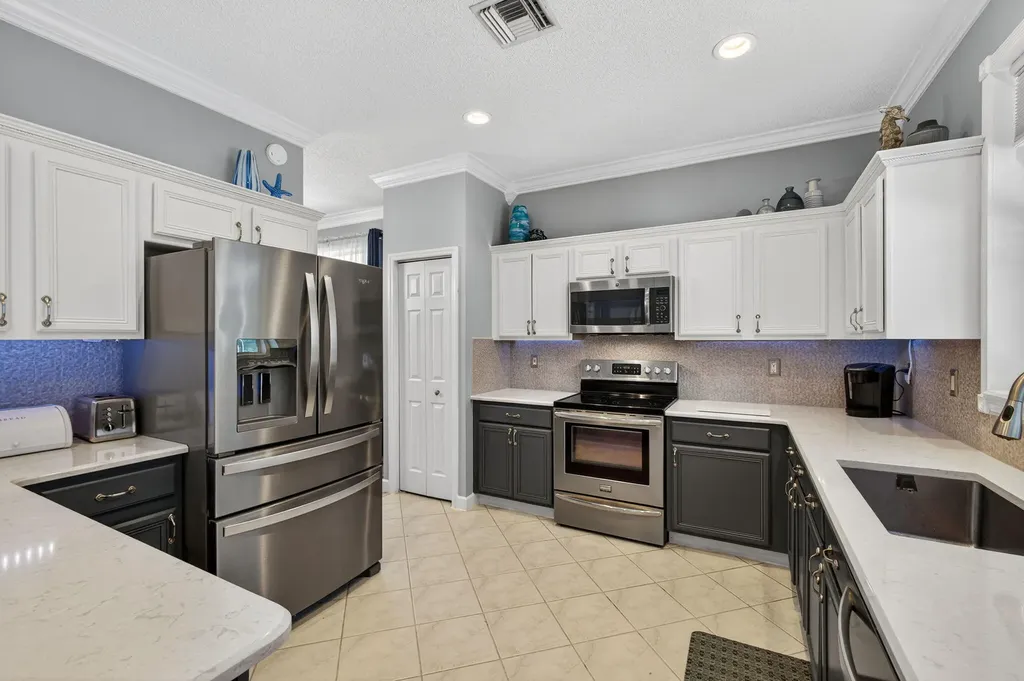3738 Old Lighthouse Circle Wellington FL 33414