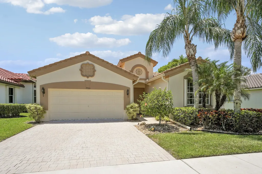 9920 Mantova Drive Lake Worth FL 33467
