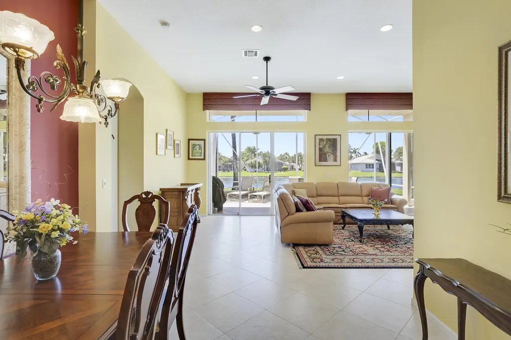 9920 Mantova Drive Lake Worth FL 33467