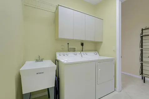 9920 Mantova Drive Lake Worth FL 33467