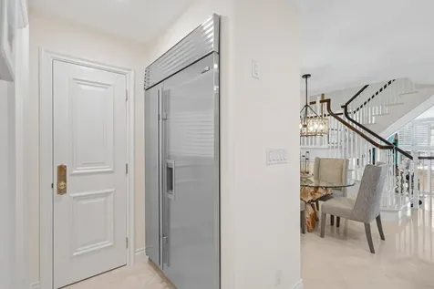 3010 NE 49th Street Fort Lauderdale FL 33308